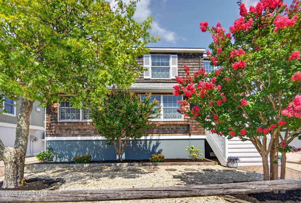 5 E 17th Street Long Beach, NJ 08008
