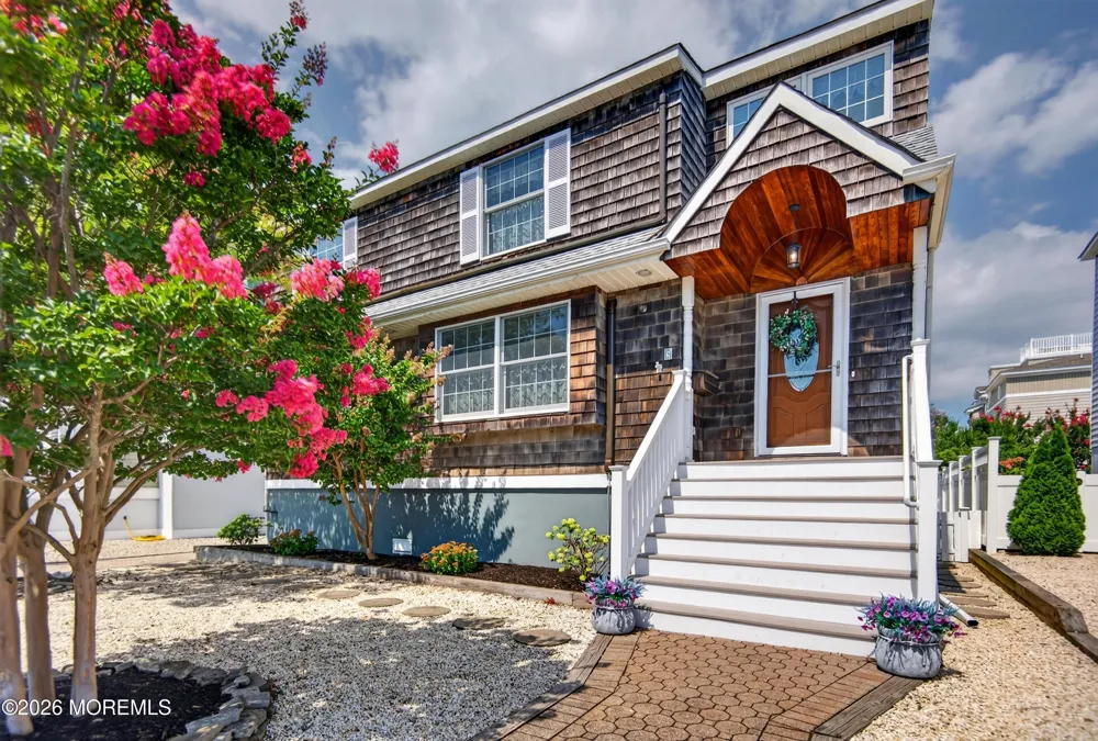 5 E 17th Street Long Beach, NJ 08008