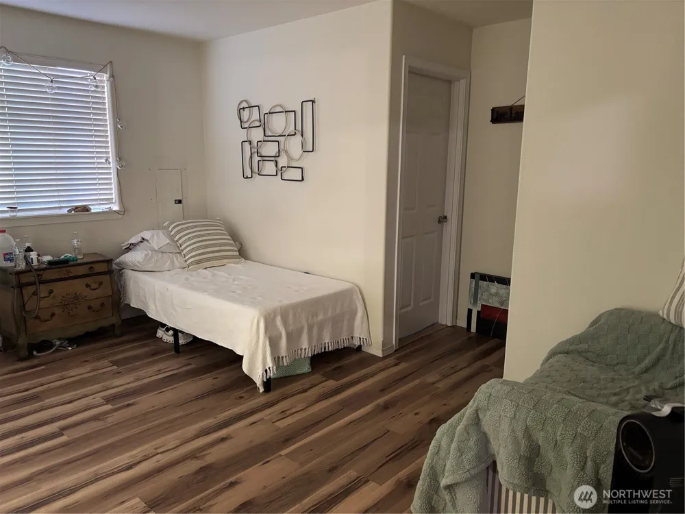 834 Village Way Monroe, WA 98272