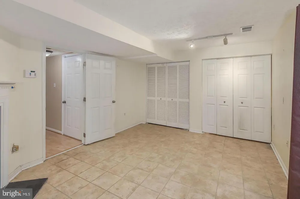 44102 TIPPECANOE TERRACE Ashburn, VA 20147