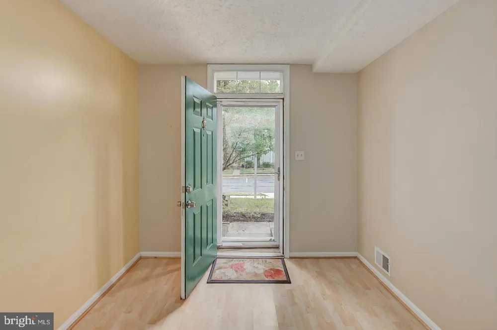 44102 TIPPECANOE TERRACE Ashburn, VA 20147