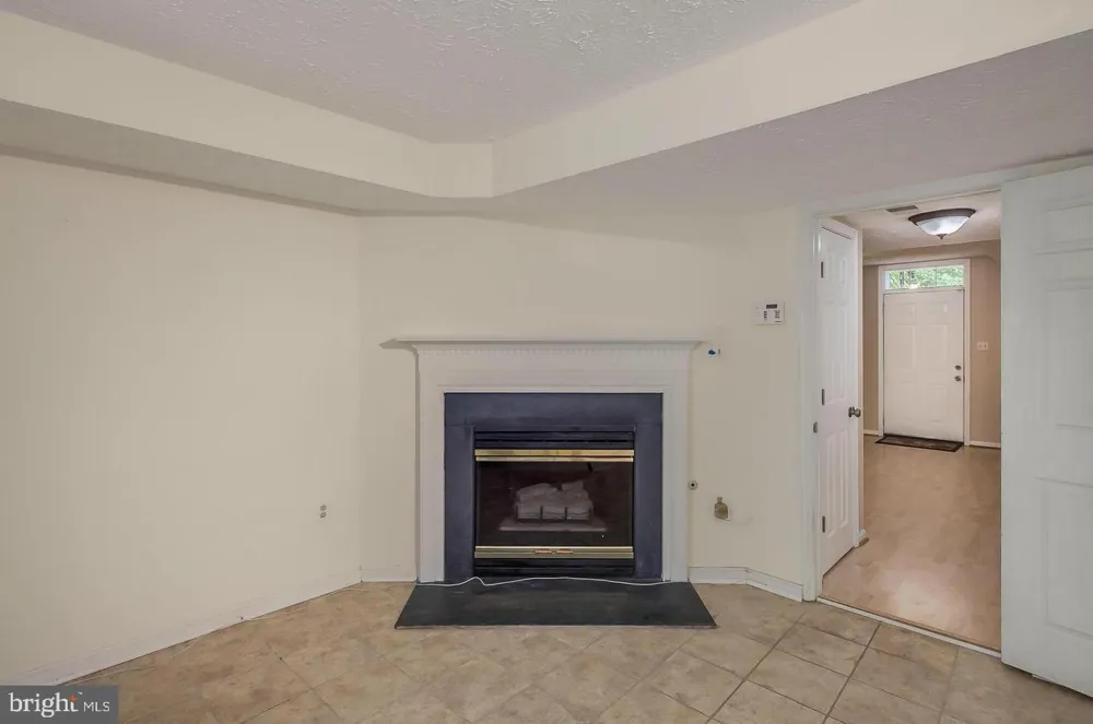 44102 TIPPECANOE TERRACE Ashburn, VA 20147