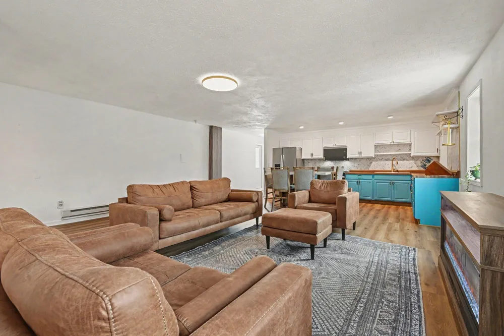137 Main Street Plainwell, MI 49080