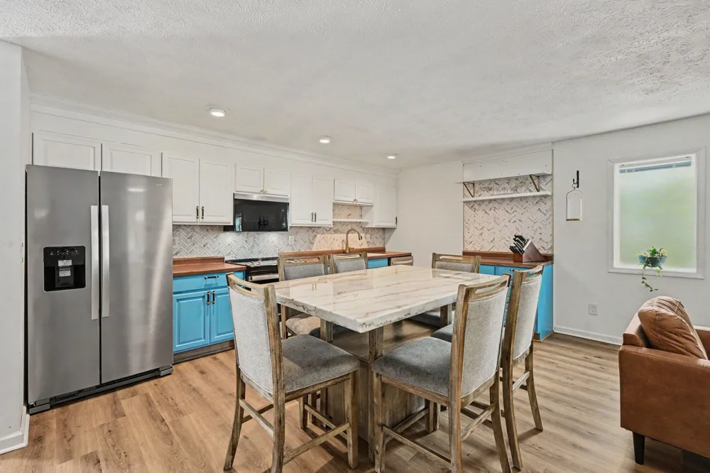 137 Main Street Plainwell, MI 49080