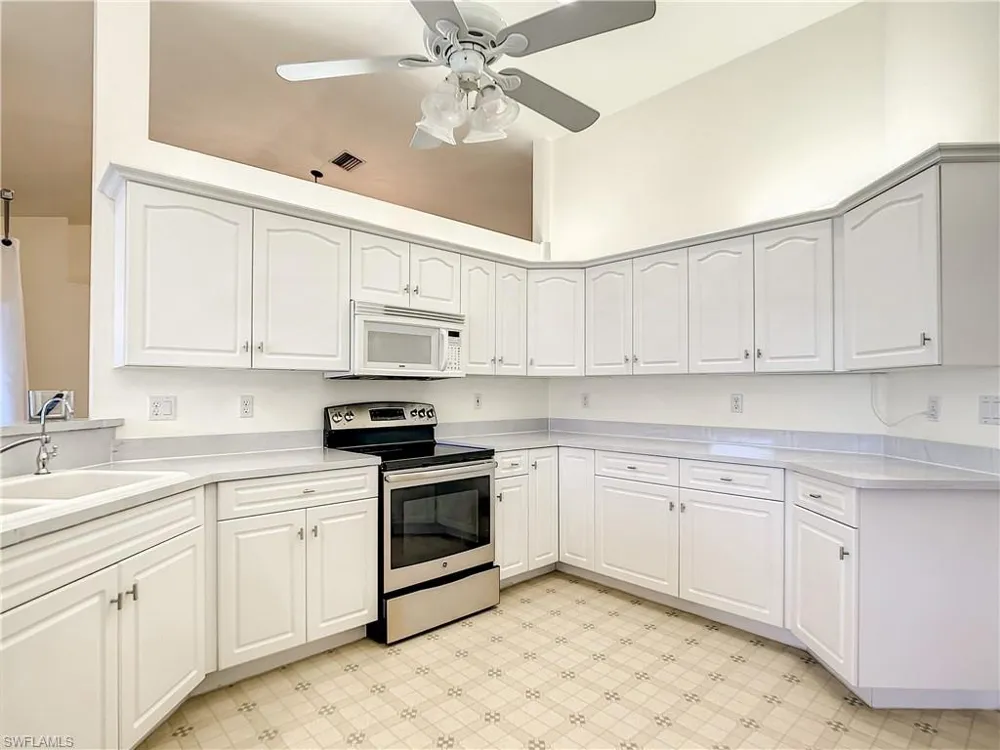 2129 Viscaya Parkway Cape Coral, FL 33990