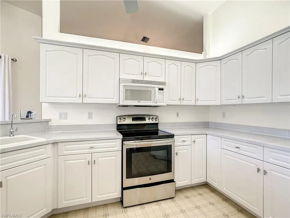 2129 Viscaya Parkway Cape Coral, FL 33990