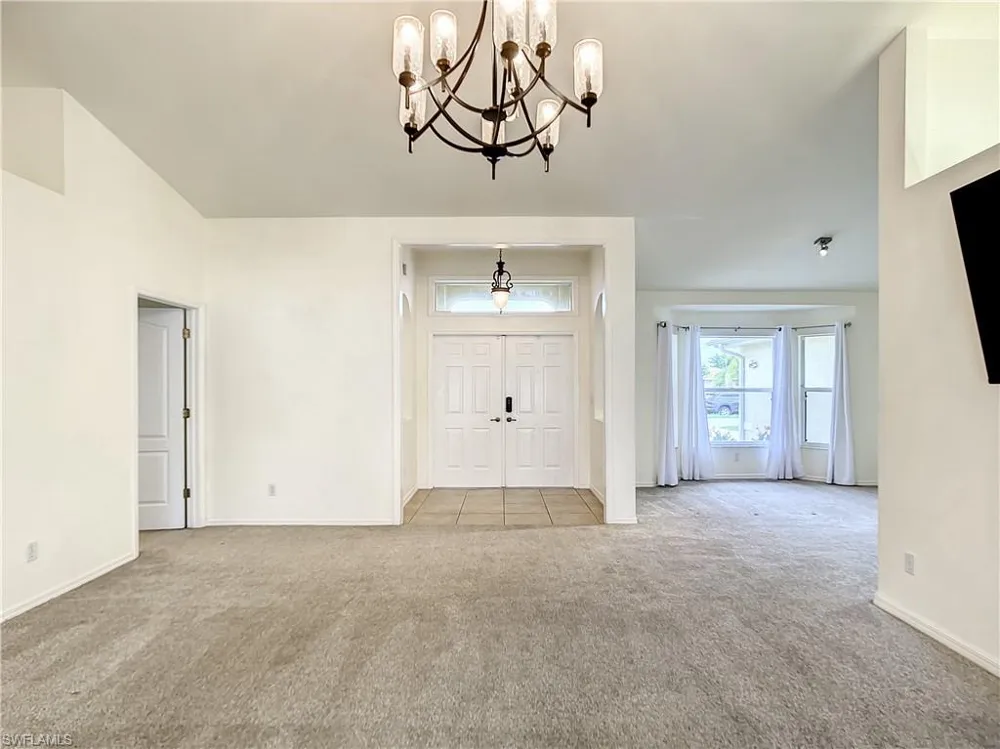 2129 Viscaya Parkway Cape Coral, FL 33990