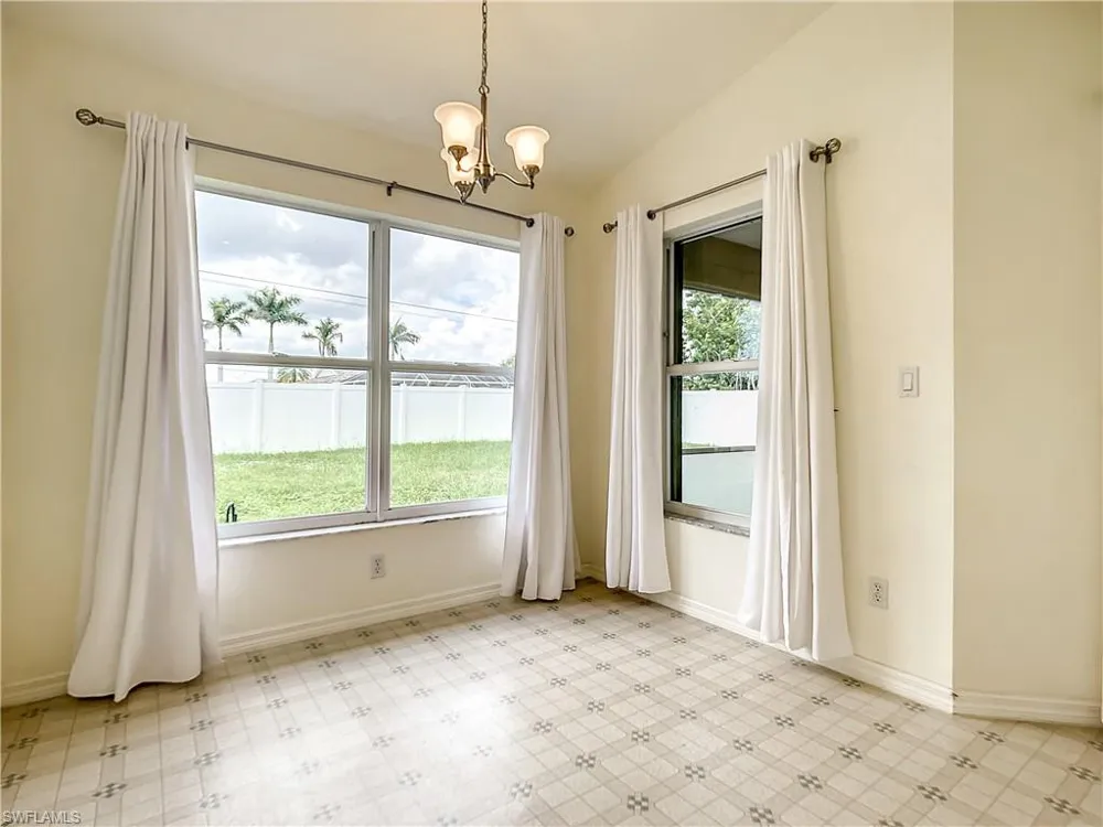 2129 Viscaya Parkway Cape Coral, FL 33990