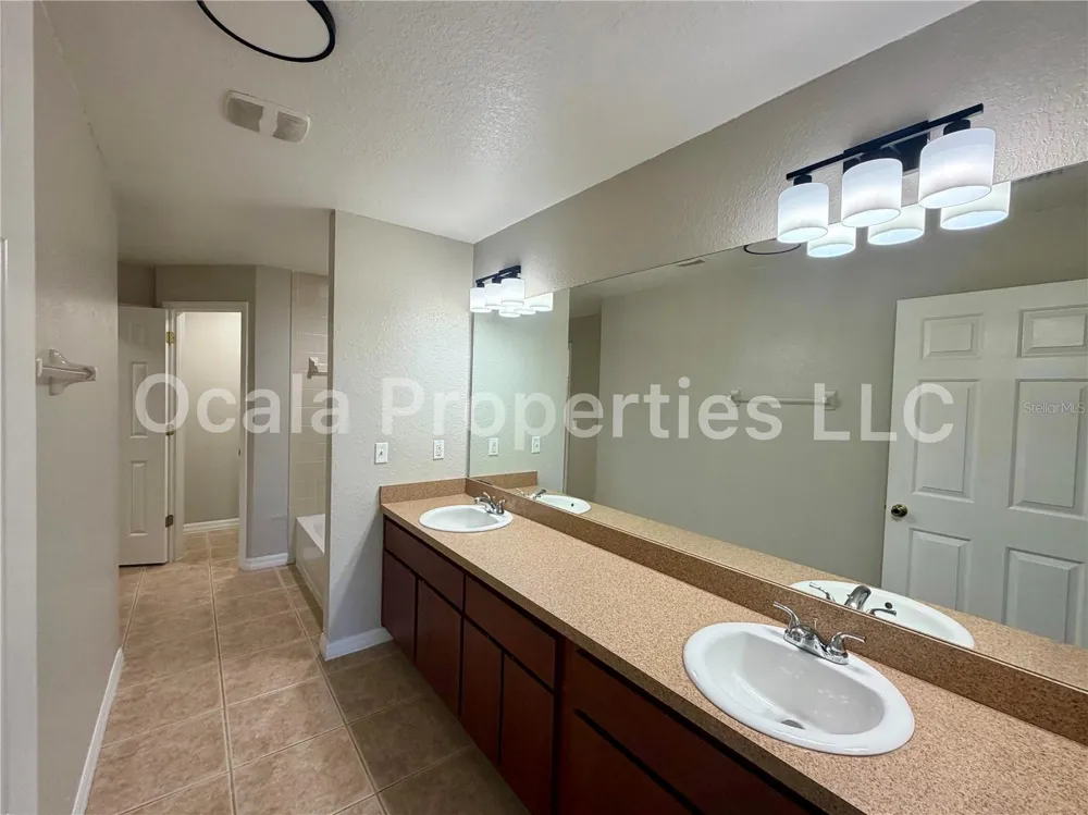 1 OLIVE LANE ocala, FL 34472