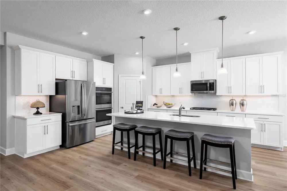 8466 SWAN VIEW CIRCLE Leesburg, FL 34788