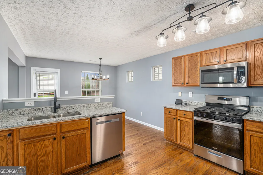 74 Slate DR Dallas, GA 30132