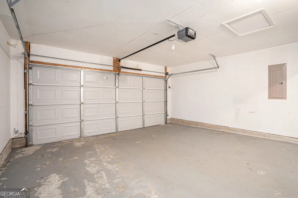 74 Slate DR Dallas, GA 30132