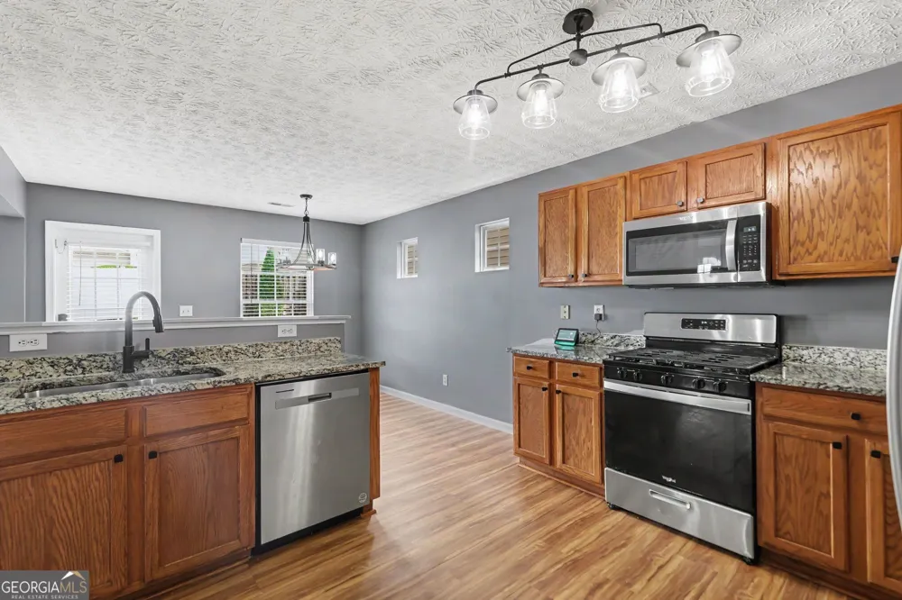 74 Slate DR Dallas, GA 30132