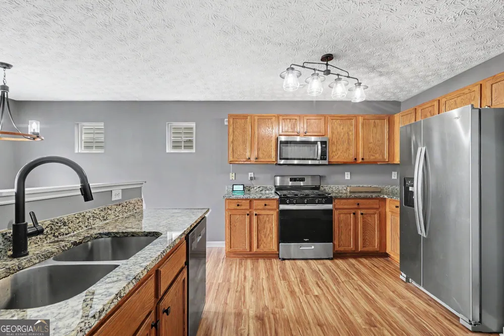 74 Slate DR Dallas, GA 30132