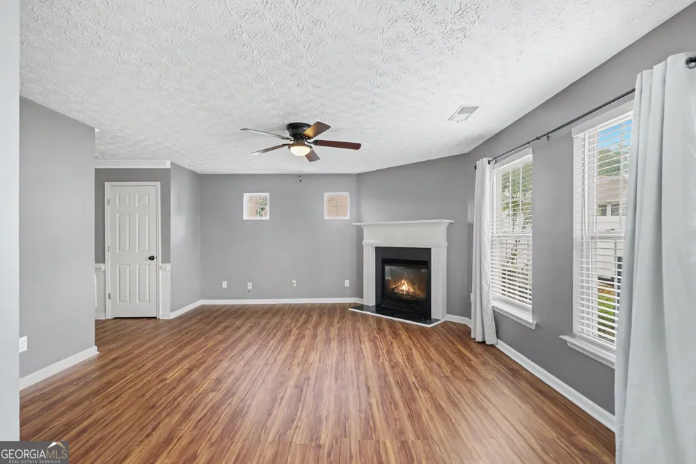 74 Slate DR Dallas, GA 30132