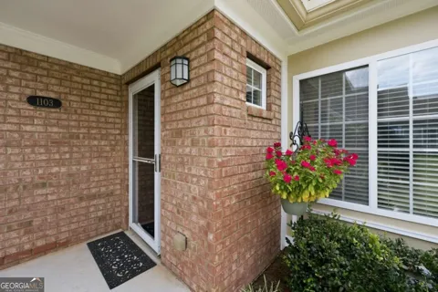 1103 Sweet Apple CIR