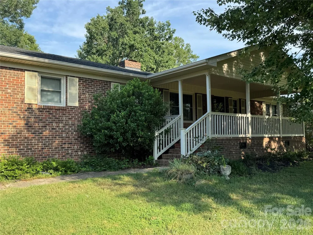 804 Lauras Lane Albemarle, NC 28001