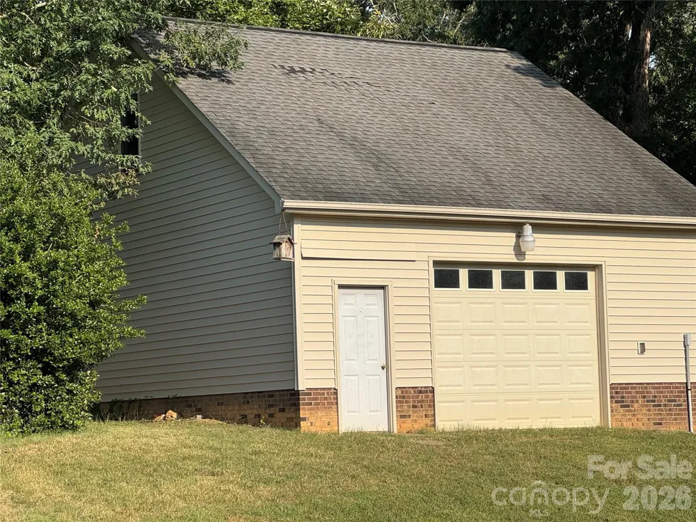 804 Lauras Lane Albemarle, NC 28001