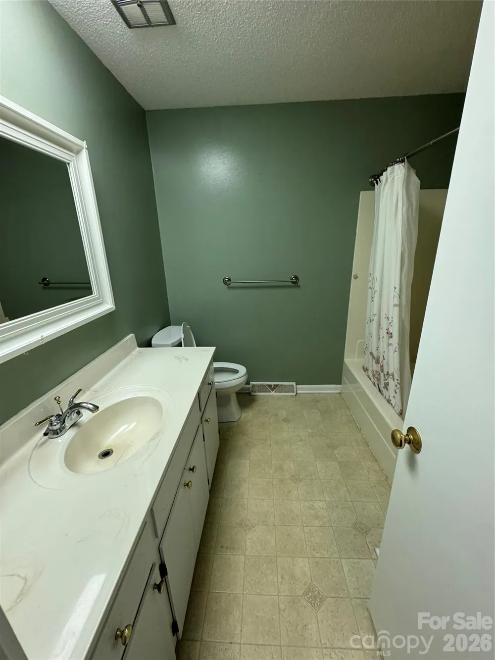 804 Lauras Lane Albemarle, NC 28001