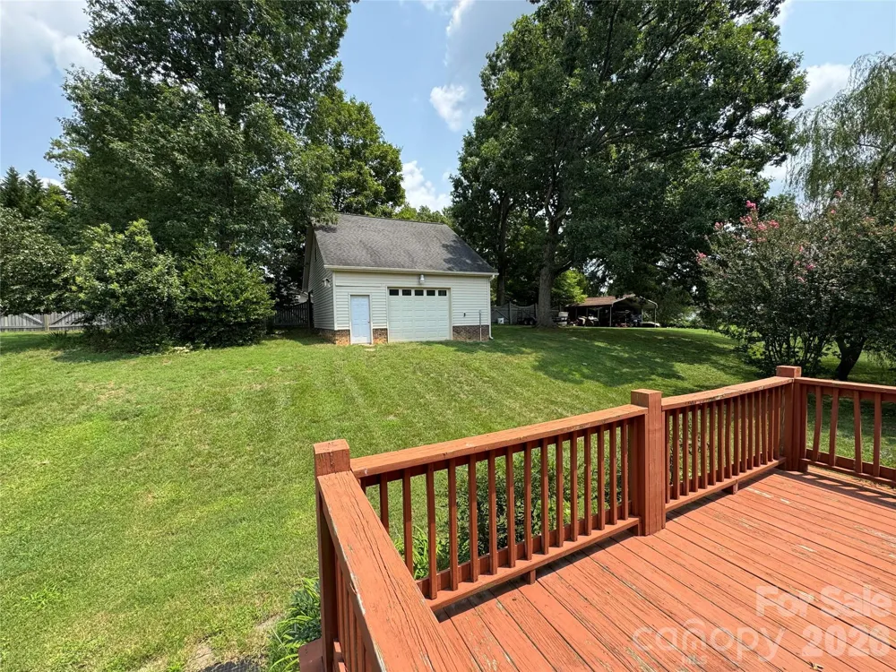 804 Lauras Lane Albemarle, NC 28001