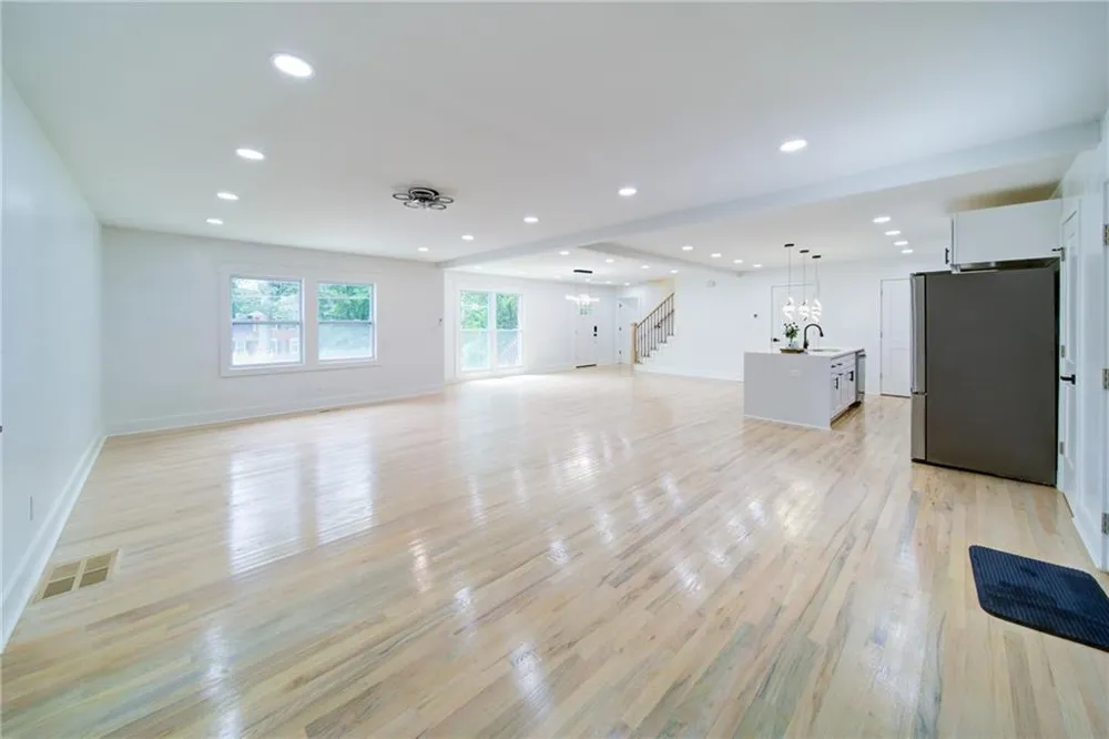 4307 Cedar Wood Drive SW Lilburn, GA 30047
