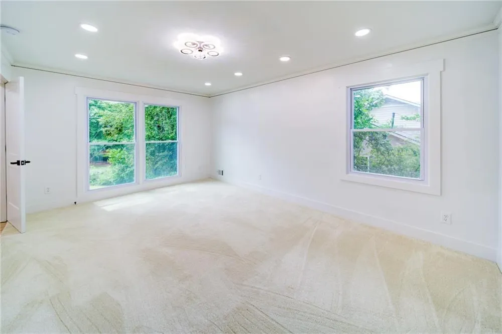 4307 Cedar Wood Drive SW Lilburn, GA 30047