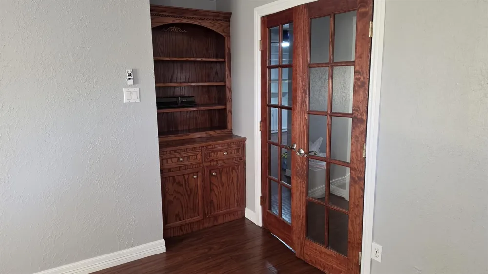 520 Westside Court Pasadena, TX 77502