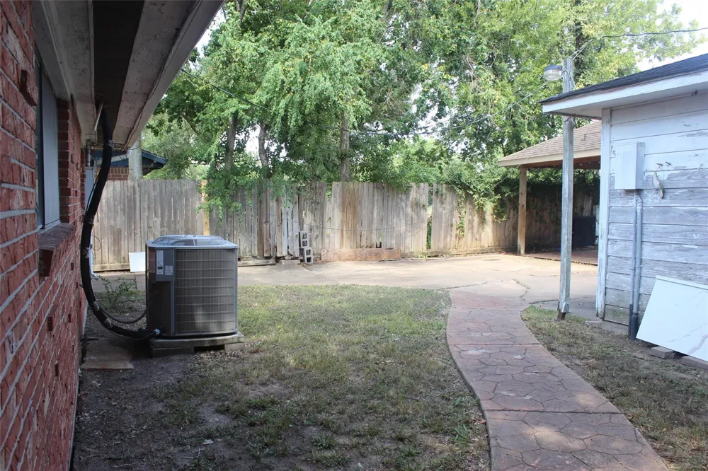 520 Westside Court Pasadena, TX 77502