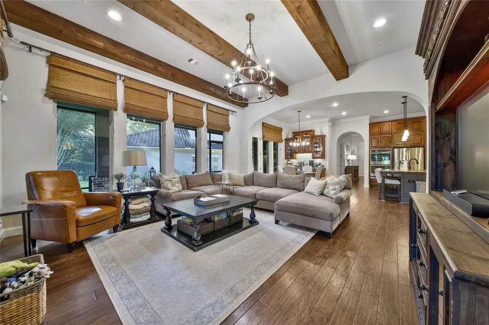 107 Berwick Lane Montgomery, TX 77316