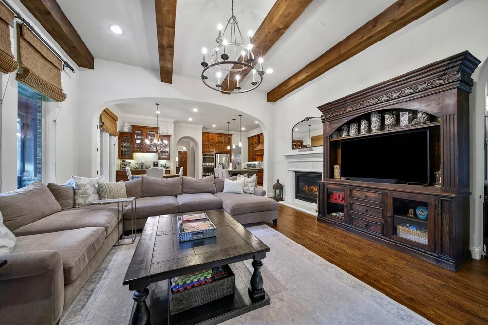 107 Berwick Lane Montgomery, TX 77316