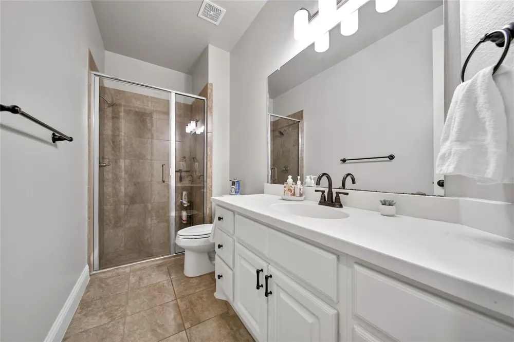 107 Berwick Lane Montgomery, TX 77316