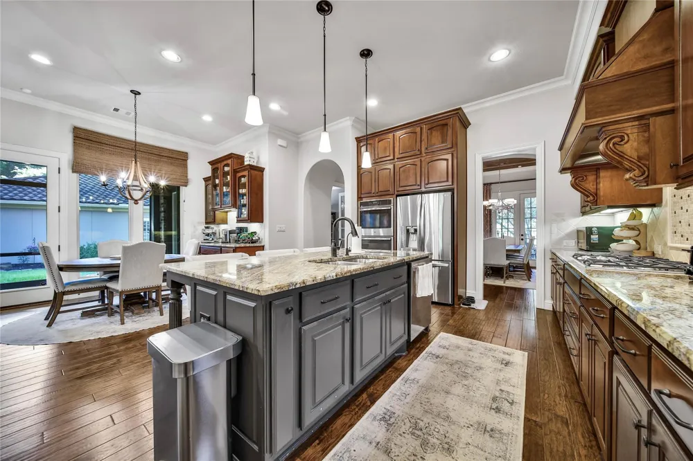 107 Berwick Lane Montgomery, TX 77316