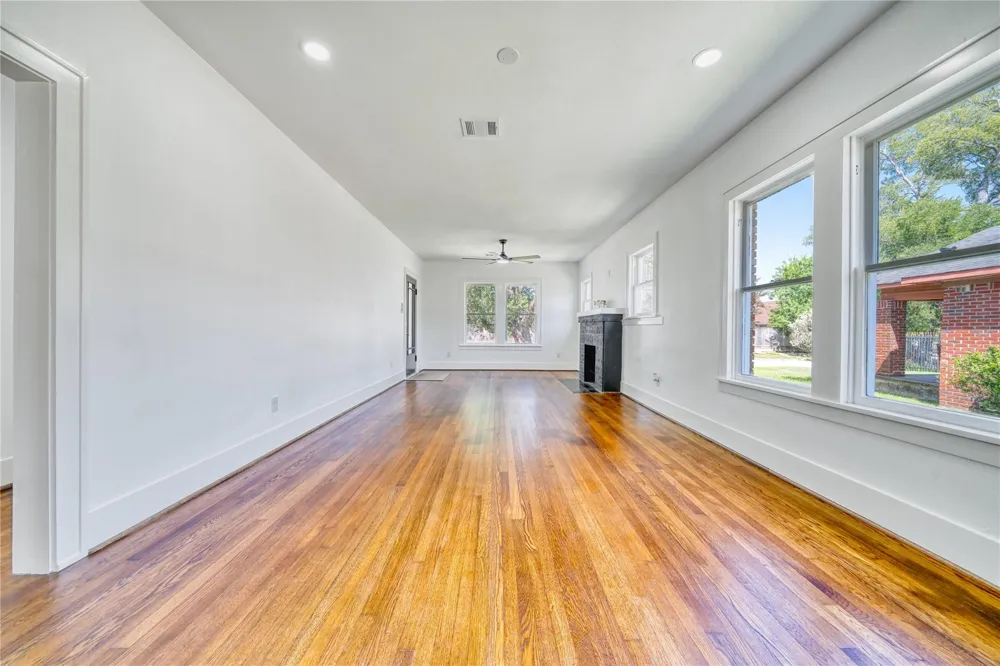 1569 Elliott Street Houston, TX 77023