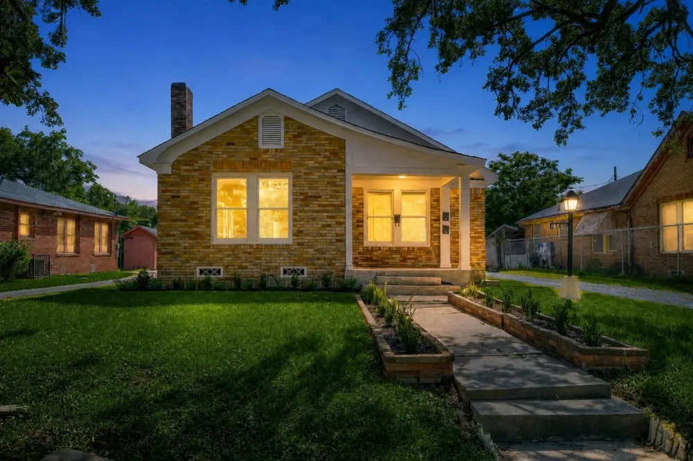 1569 Elliott Street Houston, TX 77023