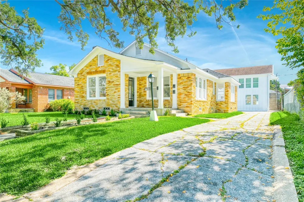 1569 Elliott Street Houston, TX 77023