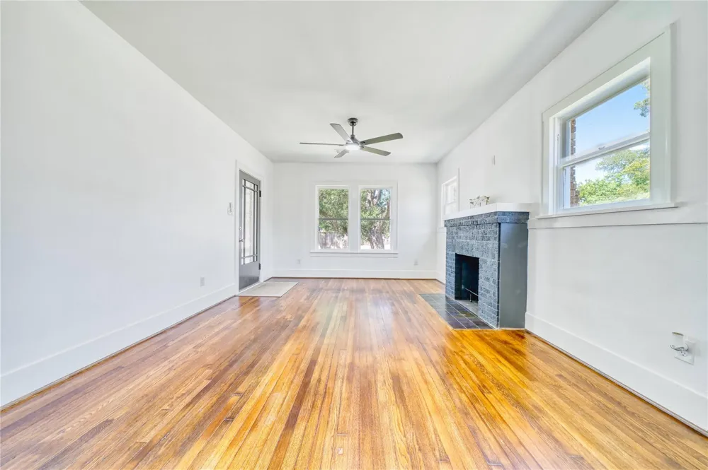 1569 Elliott Street Houston, TX 77023