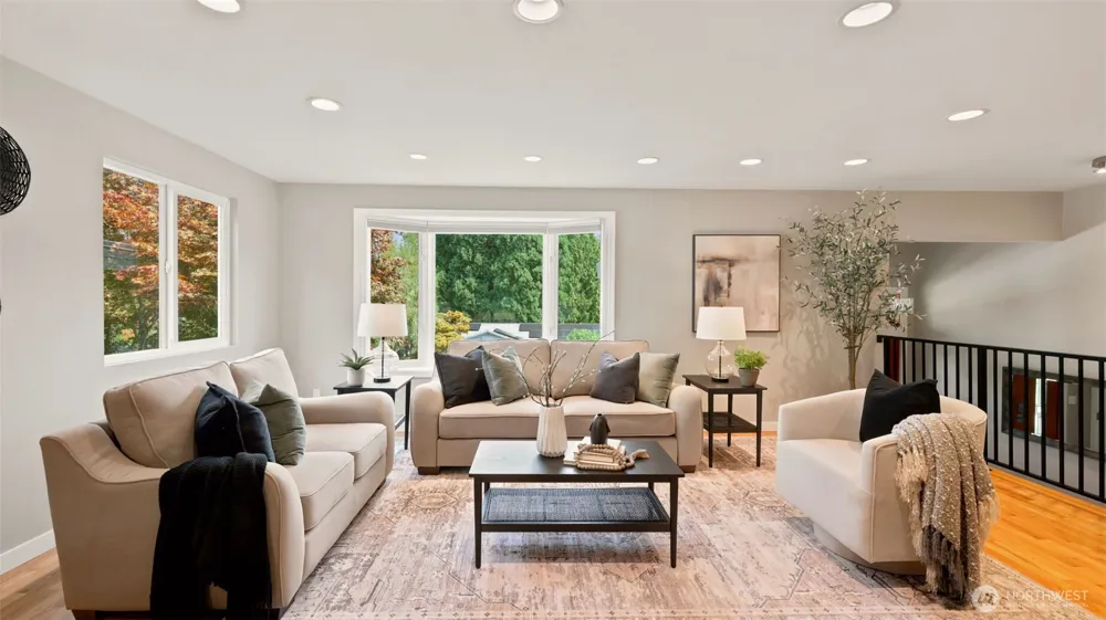 1703 128th Avenue SE Bellevue, WA 98005