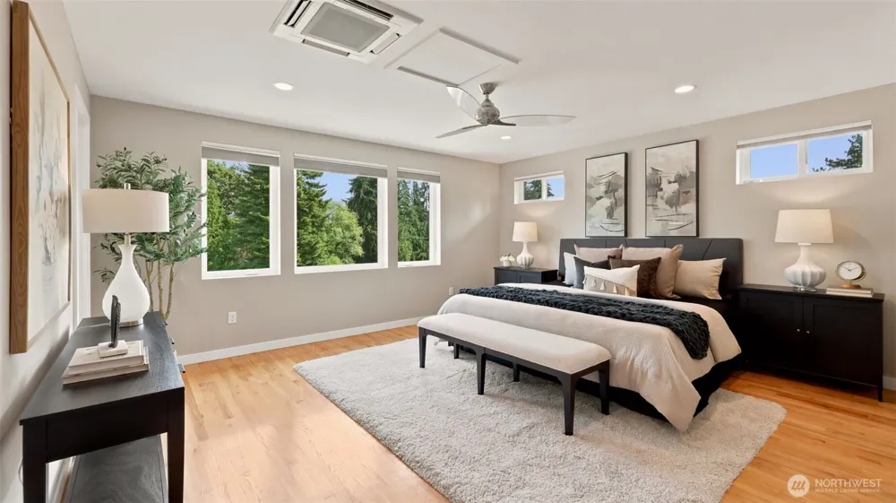 1703 128th Avenue SE Bellevue, WA 98005