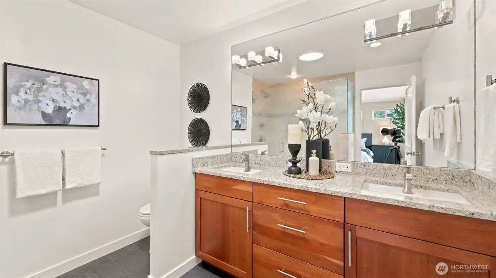 1703 128th Avenue SE Bellevue, WA 98005