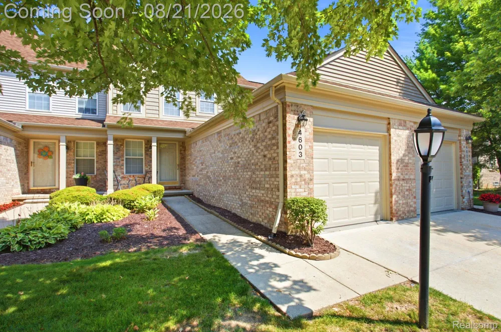 4603 Hunters Circle W Canton Charter Township, MI 48188