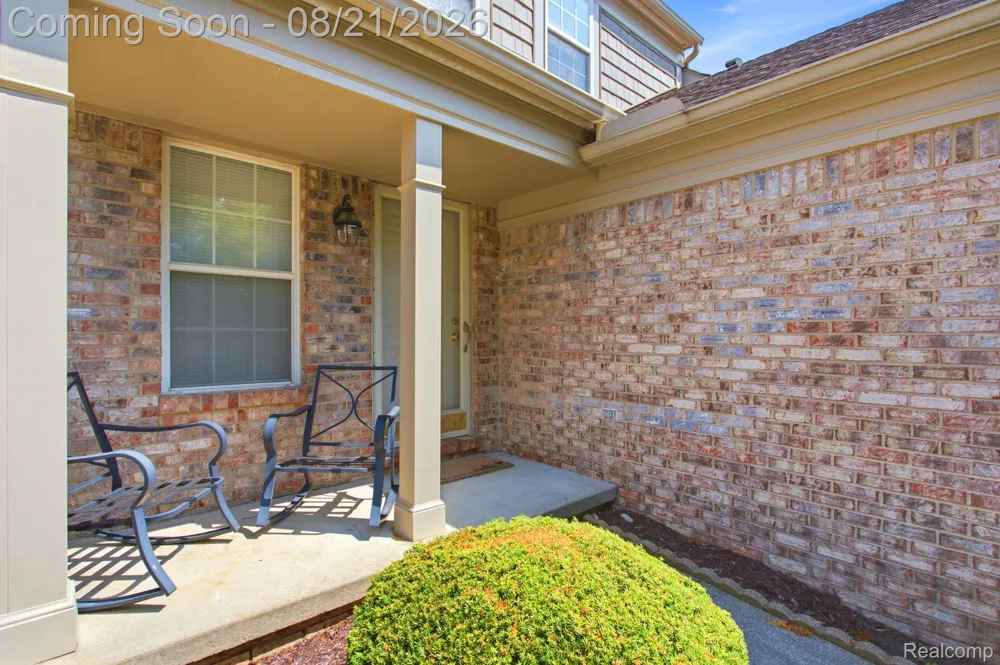 4603 Hunters Circle W Canton Charter Township, MI 48188