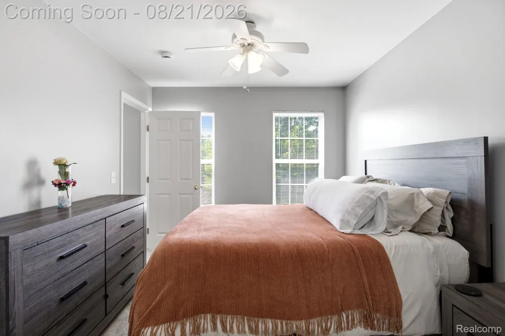 4603 Hunters Circle W Canton Charter Township, MI 48188