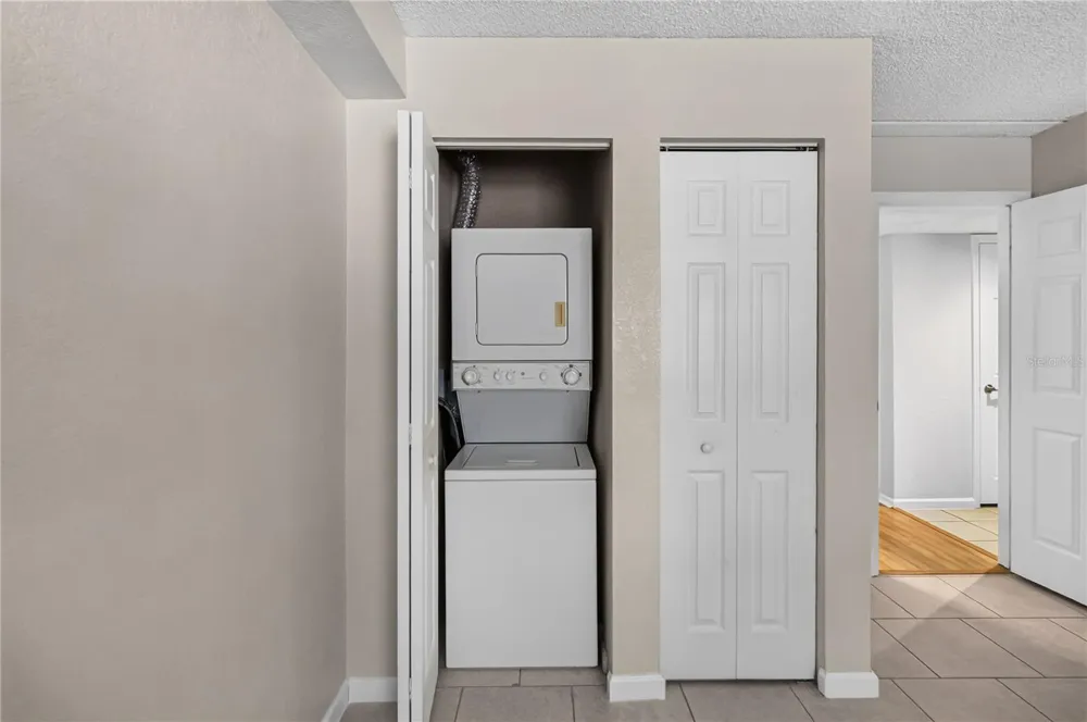 285 LEWFIELD CIRCLE #285 Winter Park, FL 32792