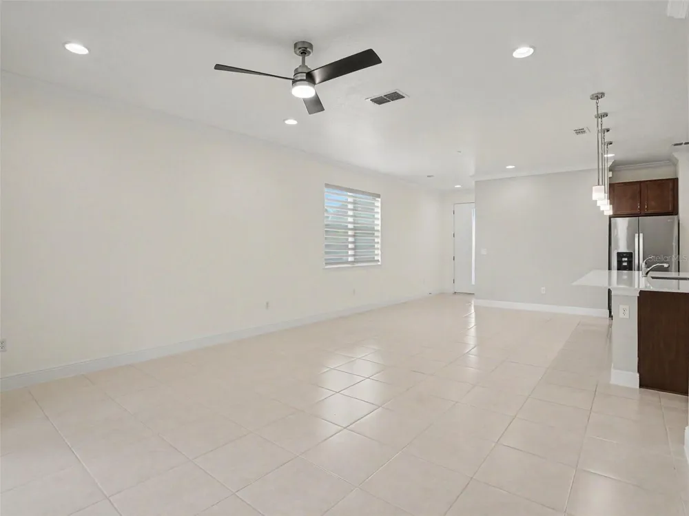 3128 SONGBIRD CIR Harmony, FL 34773
