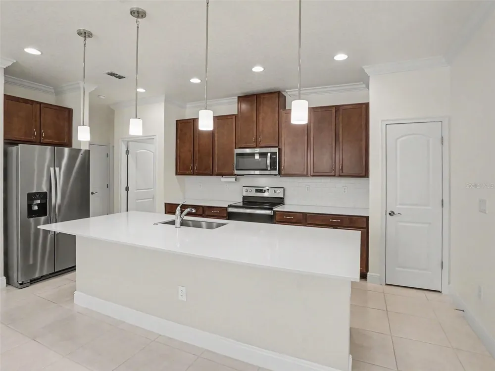 3128 SONGBIRD CIR Harmony, FL 34773