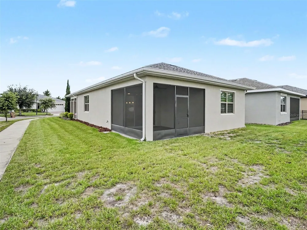 3128 SONGBIRD CIR Harmony, FL 34773