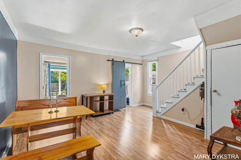 823 Prospect Avenue NE Grand Rapids, MI 49503