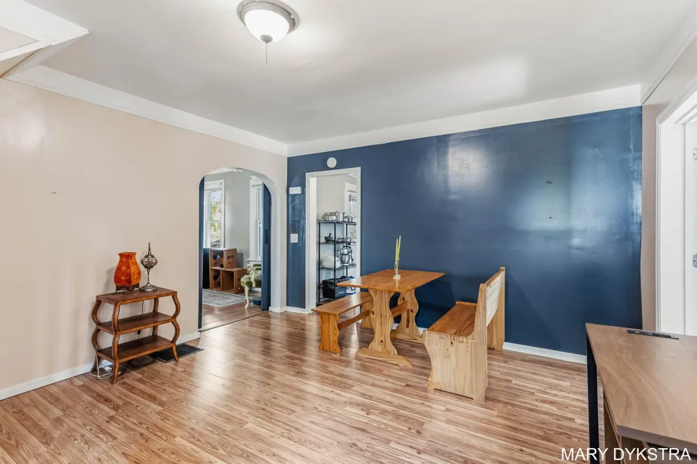 823 Prospect Avenue NE Grand Rapids, MI 49503