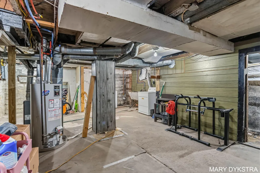 823 Prospect Avenue NE Grand Rapids, MI 49503
