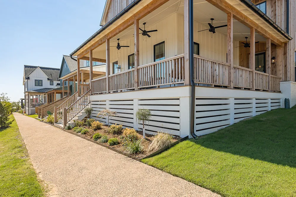 49 Ramble Along Road Carlton Landing, OK 74432